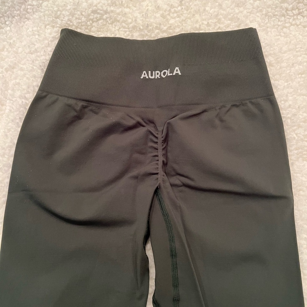 Aurola Scrunch Leggings